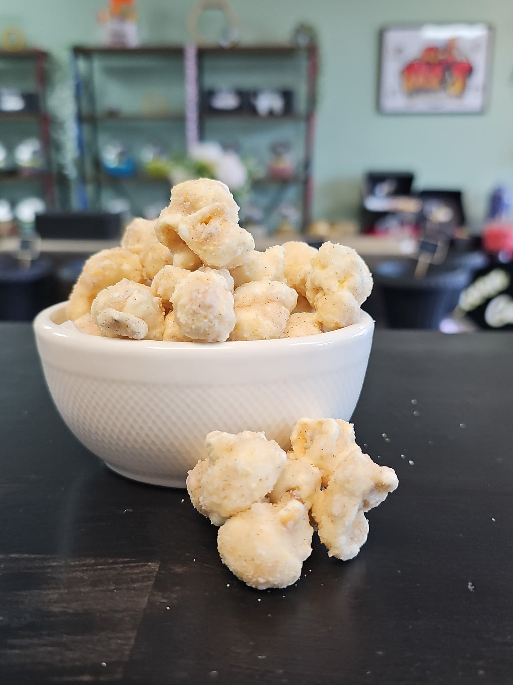 Snickerdoodle Popcorn – White Chocolate, Sugar & Cinnamon