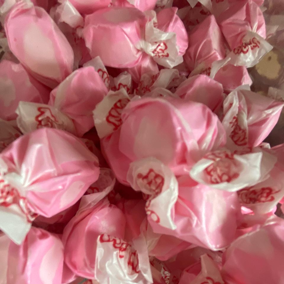 Bubble Gum Taffy - Ms Bees Gourmet Popcorn & Candy Shoppe